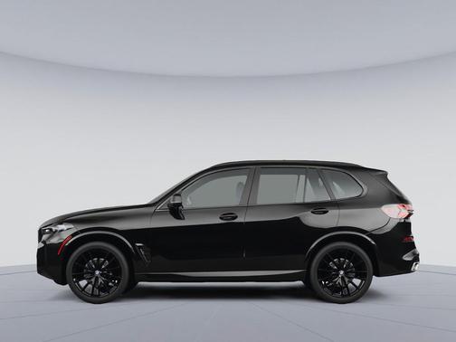 Black Sapphire Metallic 2024 BMW X5 xDrive40i