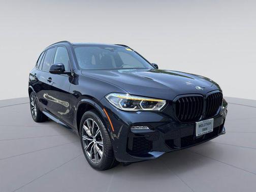 2021 BMW X5 M50i