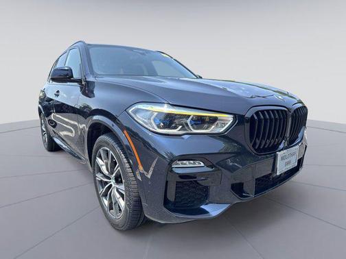 2021 BMW X5 M50i