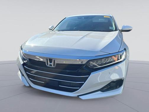 Platinum White Pearl 2022 Honda Accord Touring 2.0T