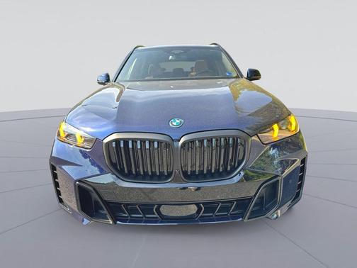 Tanzanite Blue II Metallic 2026 BMW X5 PHEV xDrive50e