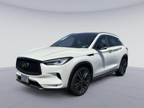 2022 INFINITI QX50 LUXE AWD