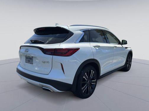 2022 INFINITI QX50 LUXE AWD