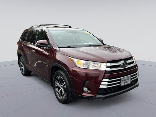 2018 Toyota Highlander LE