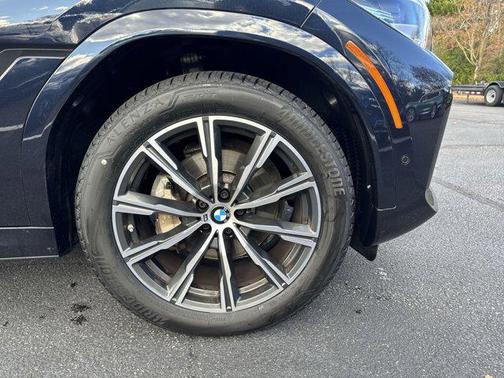 2022 BMW X6 xDrive40i