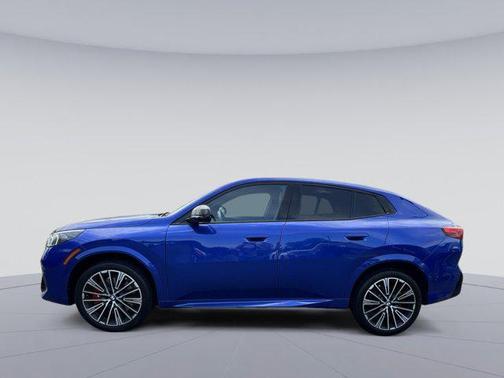 2024 BMW X2 xDrive28i