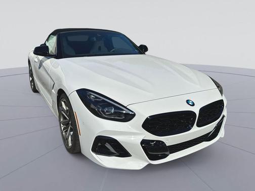 Alpine White 2026 BMW Z4 M40i