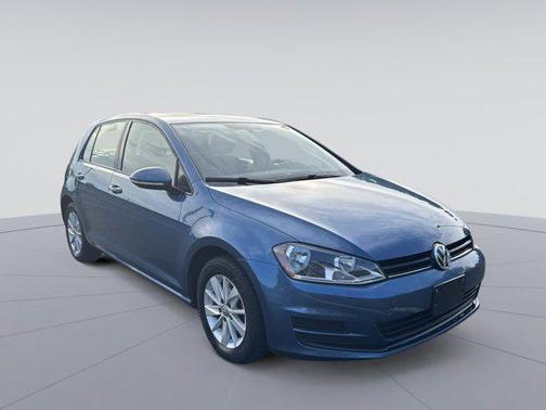 2016 Volkswagen Golf TSI S 4-Door