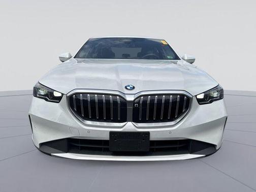 2024 BMW 530 i xDrive