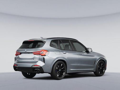 2024 BMW X3 M40i