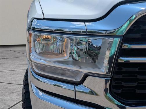 2023 RAM 2500 Big Horn Crew Cab 4x4 6'4' Box