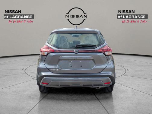 Gun Metallic 2025 Nissan Kicks S