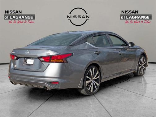 2020 Nissan Altima SR FWD