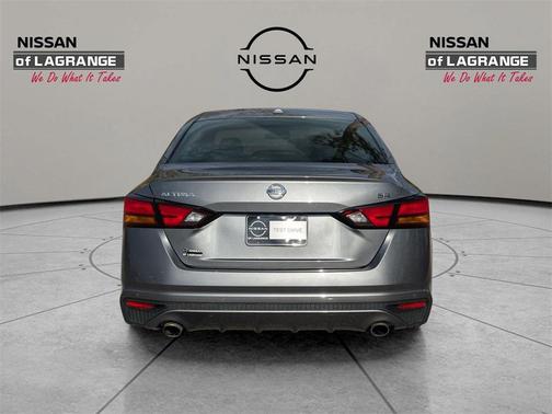 2020 Nissan Altima SR FWD