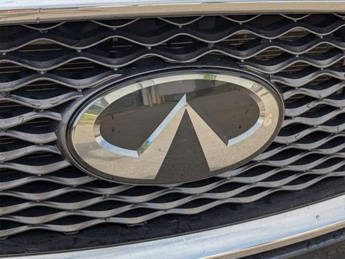 2021 INFINITI QX50 LUXE AWD