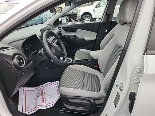 2022 Hyundai KONA SE