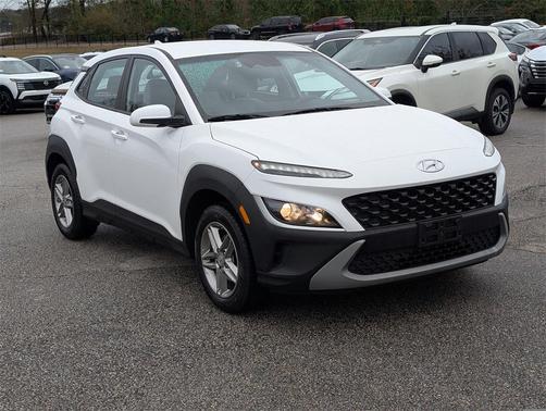 2022 Hyundai KONA SE