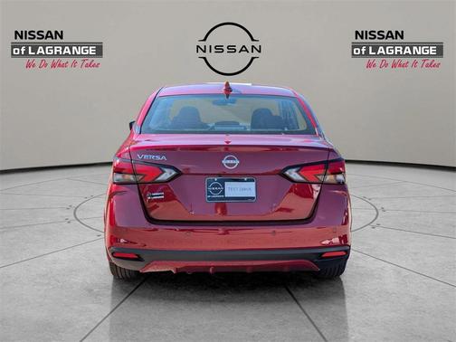 2025 Nissan Versa 1.6 SV