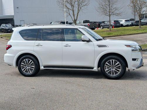 2023 Nissan Armada SL 2WD