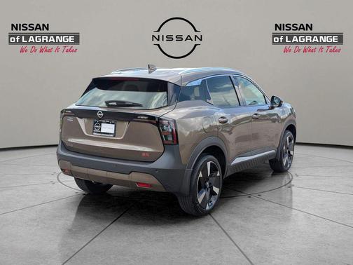 Canyon Bronze Metallic 2025 Nissan Kicks SR