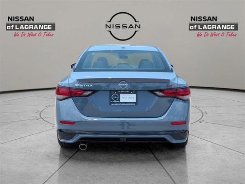 2025 Nissan Sentra SR