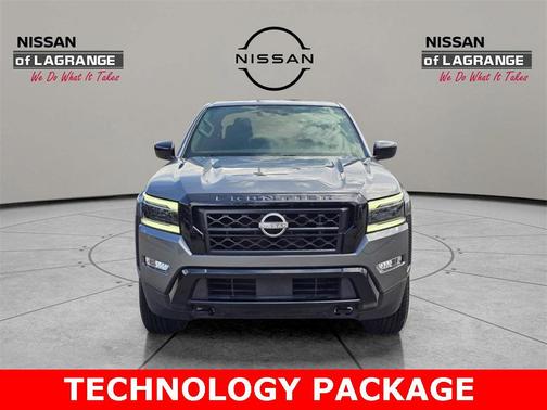 2023 Nissan Frontier SV
