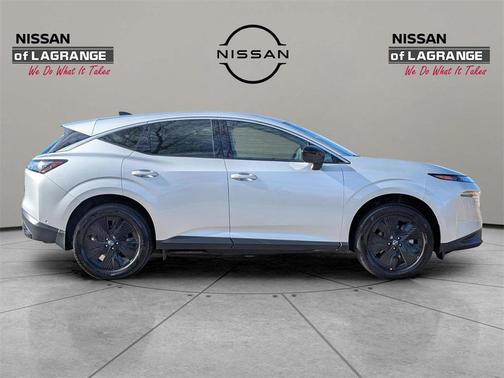 2025 Nissan Murano SV