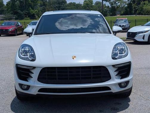 2018 Porsche Macan Base