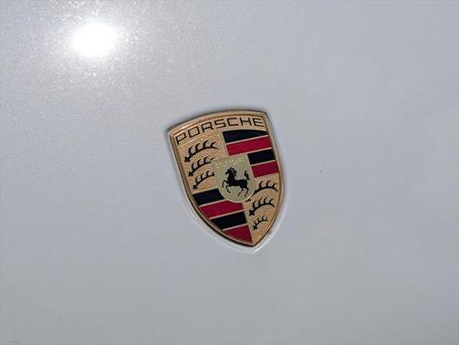 2018 Porsche Macan Base
