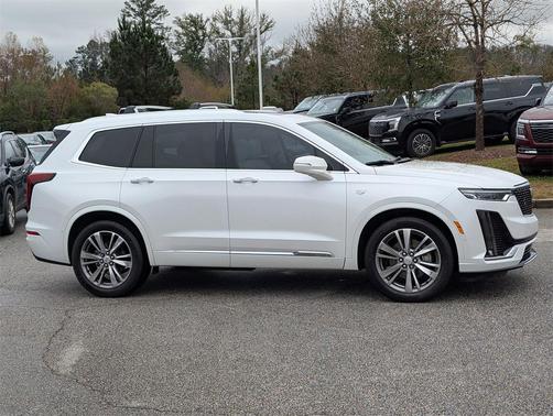 2020 Cadillac XT6 Premium Luxury FWD