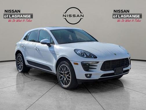 2018 Porsche Macan Base