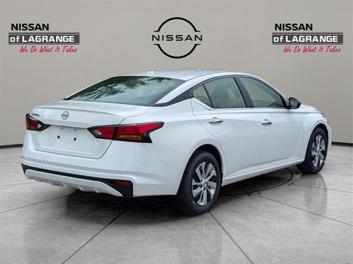 2025 Nissan Altima S FWD