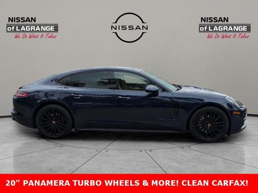 2018 Porsche Panamera 4