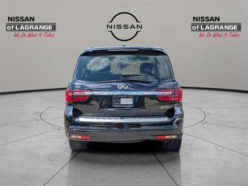 2018 INFINITI QX80 Base