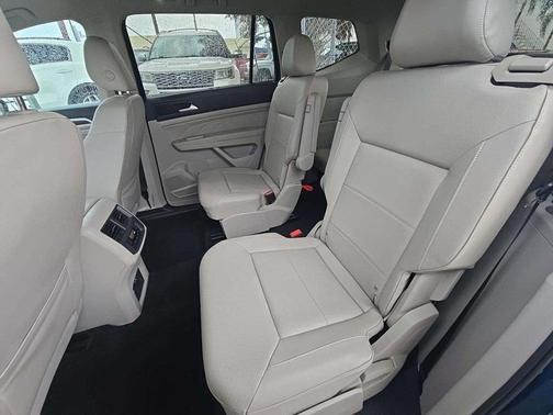 2021 Volkswagen Atlas 3.6L SE w/Technology