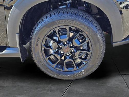 2025 Nissan Armada PRO-4X 4WD