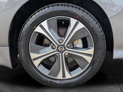 2022 Nissan Leaf SV PLUS 62 kWh