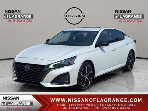 2023 Nissan Altima SR FWD