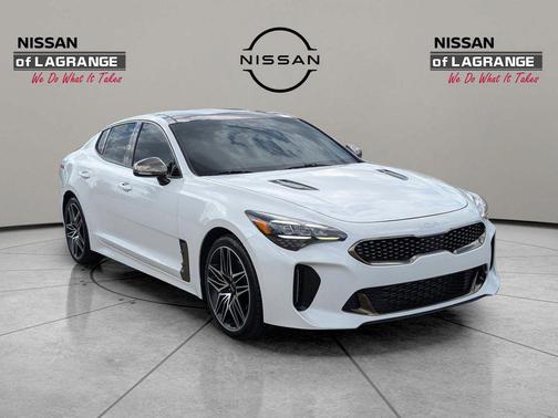 Snow White Pearl 2022 Kia Stinger GT1