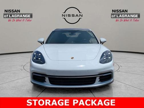2018 Porsche Panamera Base