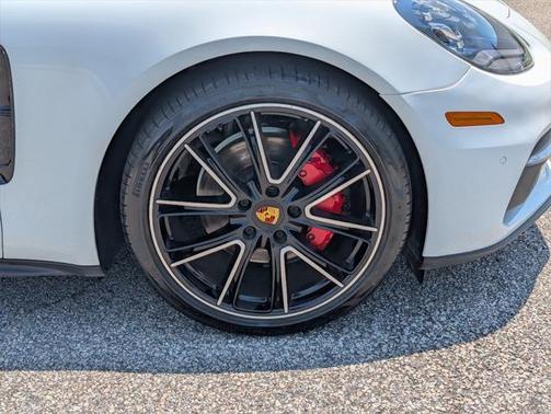 2018 Porsche Panamera Base