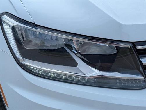 2018 Volkswagen Tiguan 2.0T SE