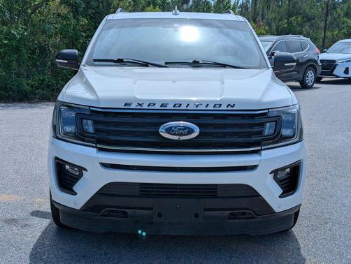 Star White Metallic Tri-Coat 2021 Ford Expedition Limited