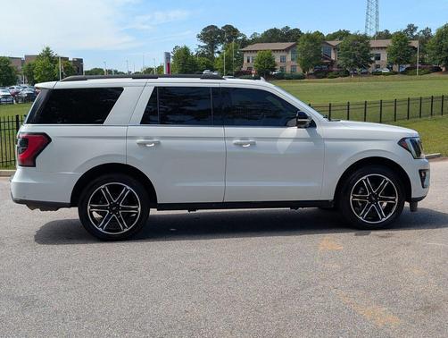 Star White Metallic Tri-Coat 2021 Ford Expedition Limited