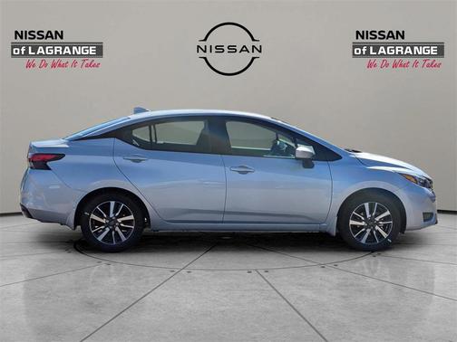 2025 Nissan Versa 1.6 SV