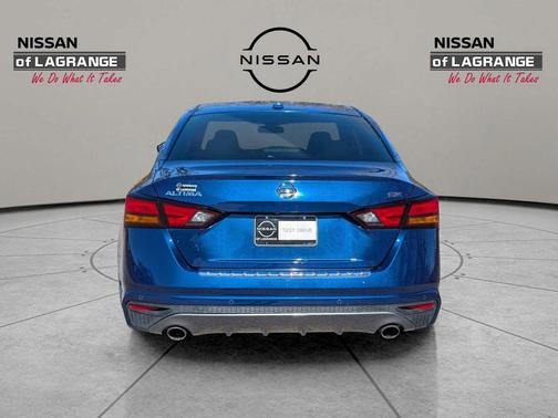 2020 Nissan Altima SR FWD