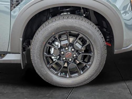 2025 Nissan Armada PRO-4X 4WD