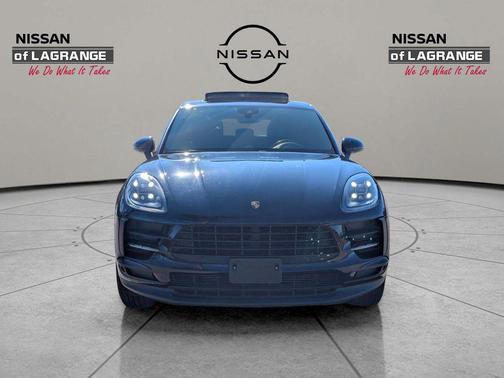 2021 Porsche Macan Base