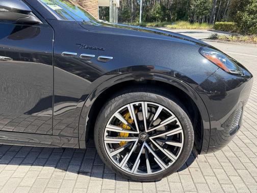 2023 Maserati Grecale Modena