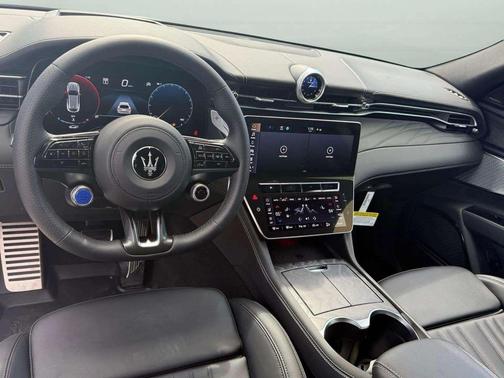 2026 Maserati Grecale Modena